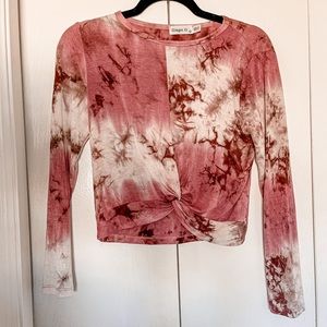 Long sleeve tie dye cropped tee